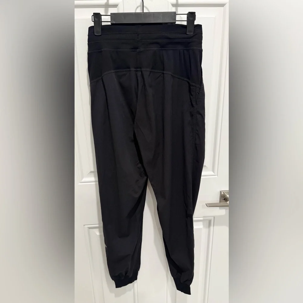 Lululemon Jogger Pants - Picture 2 of 4